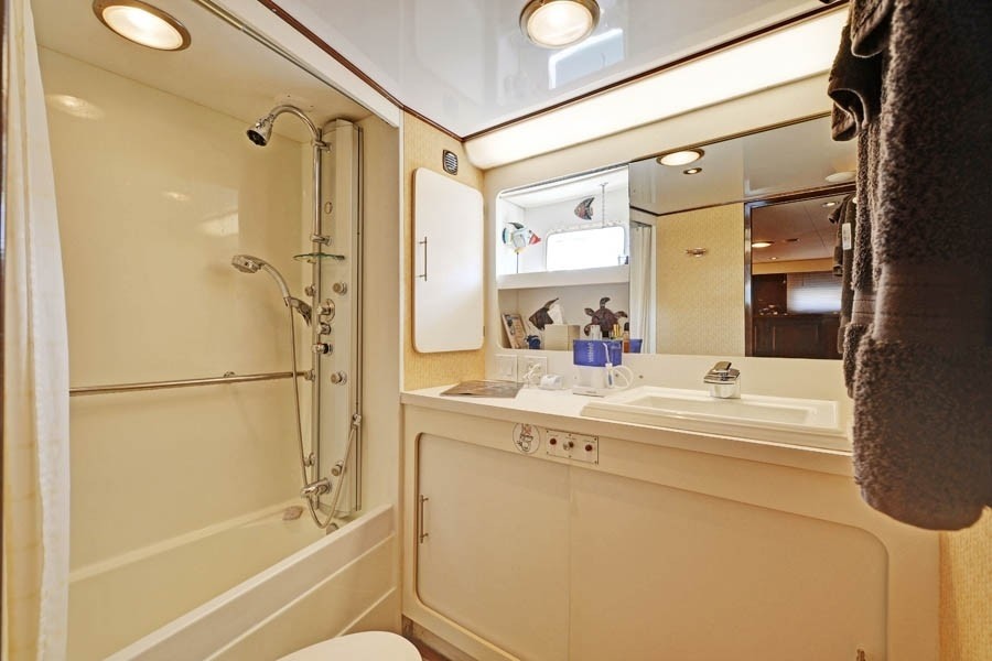 [23m-Yacht-NORTHERN-LIGHT]-7757-146.jpg