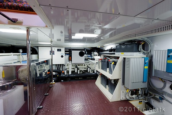 [25m-Yacht-EXCELLENCE]-7996-49.jpg