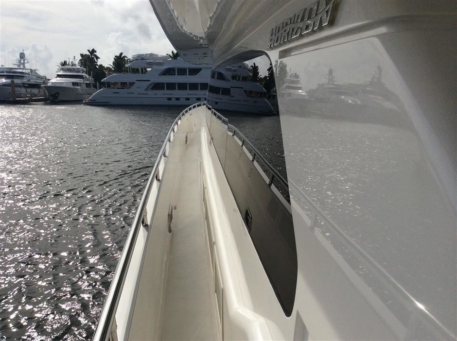 [25m-Yacht-PRIMETIME]-7732-125.jpg