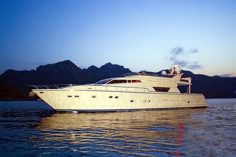 [25m-Yacht-SPLENDIDO]-7448-21.jpg