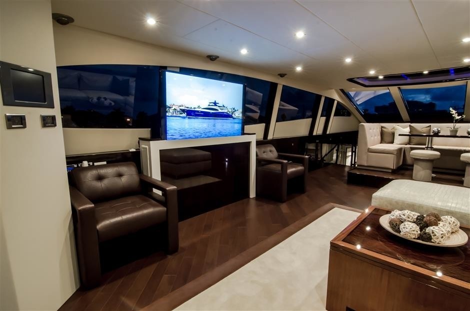 [28m-Yacht-ALGORYTHM]-7429-102.jpg