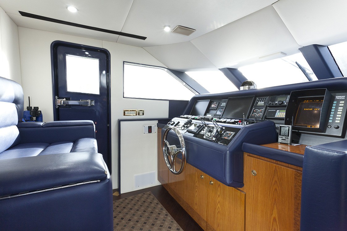 [28m-Yacht-YOLY]-7412-200.jpg