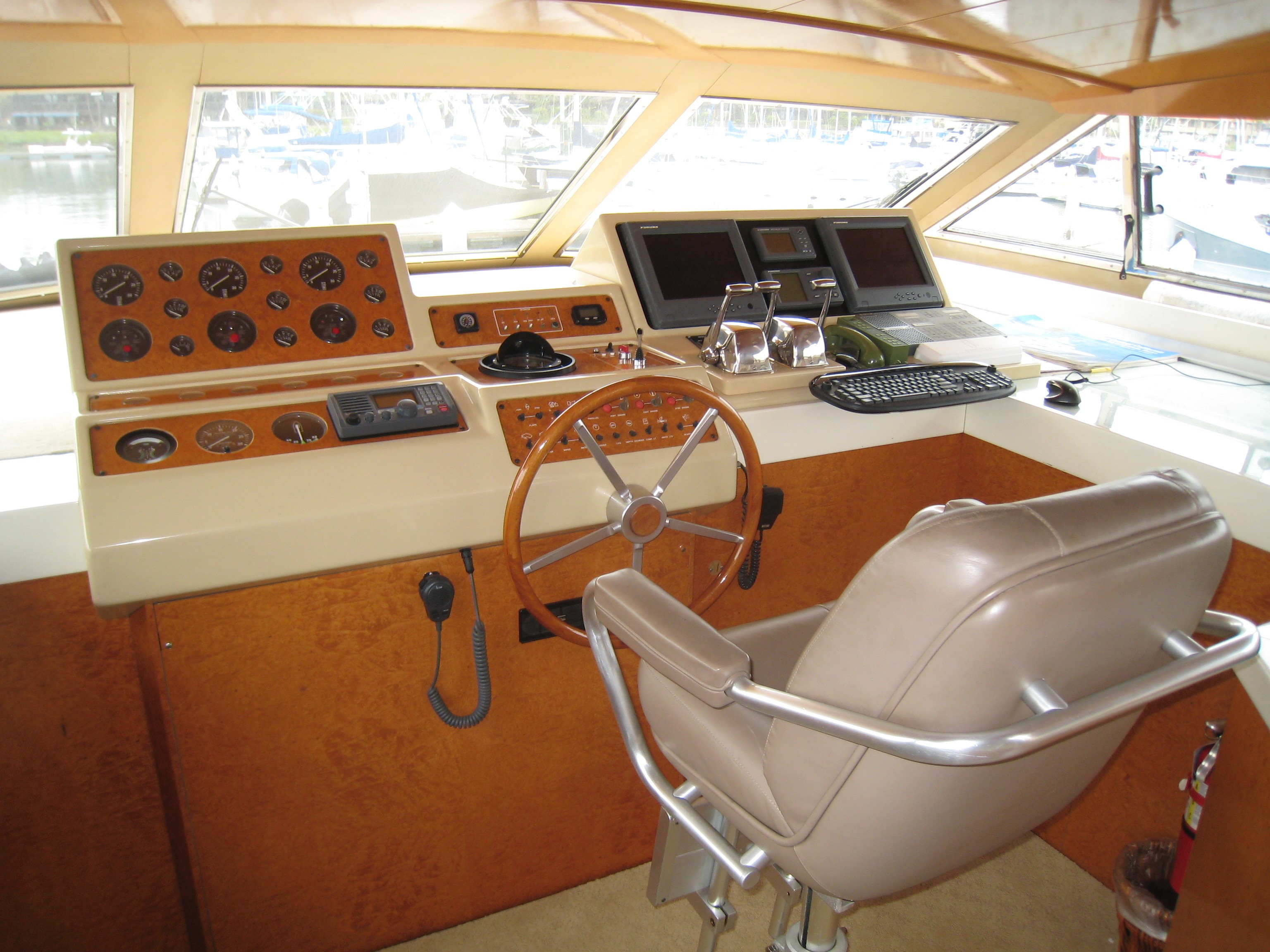 [30m-Yacht-MERCEDES]-7965-113.jpg