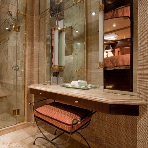 [30m-Yacht-SUNDAY-MONEY]-7590-180.jpg