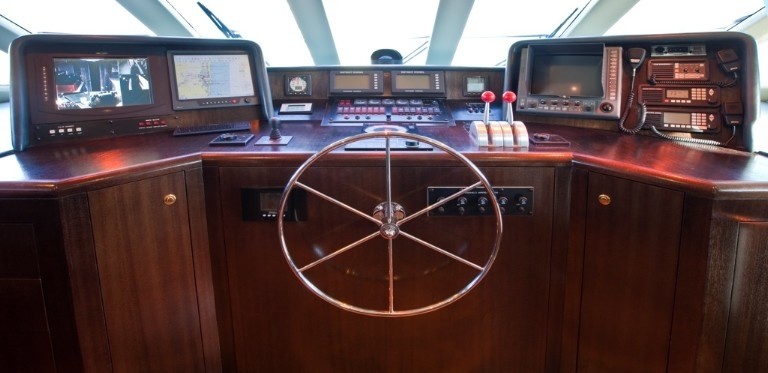 [30m-Yacht-SUNDAY-MONEY]-7590-50.jpg