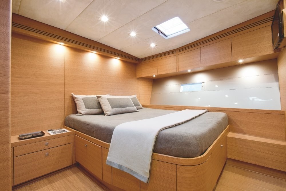 [31m-Yacht-XNOI]-7715-127.jpg