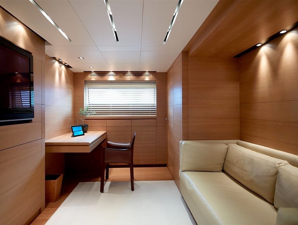 [33m-Yacht-FELIGO-V]-7393-148.jpg
