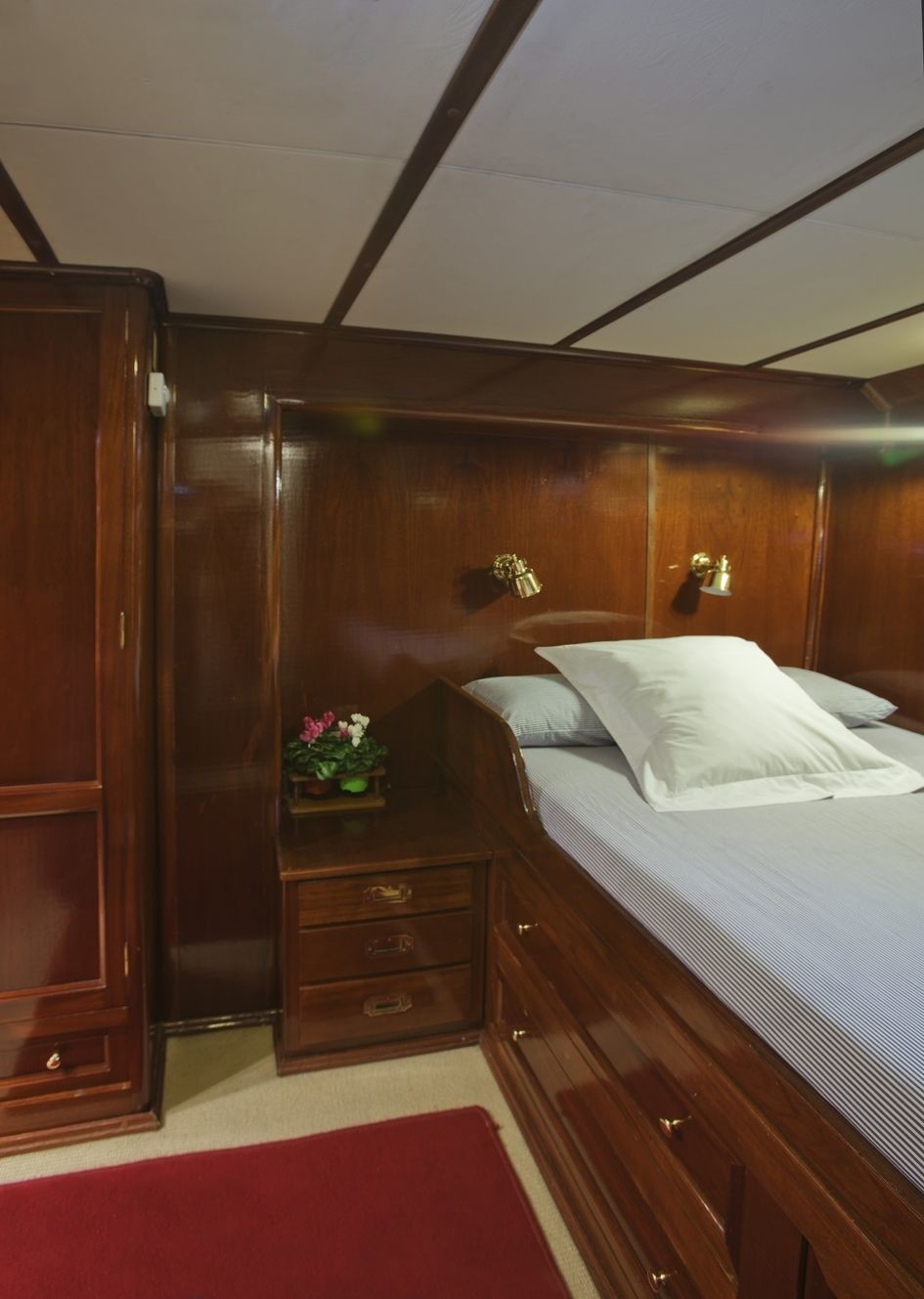 [33m-Yacht-SOUTHERN-CROSS]-7643-156.jpg