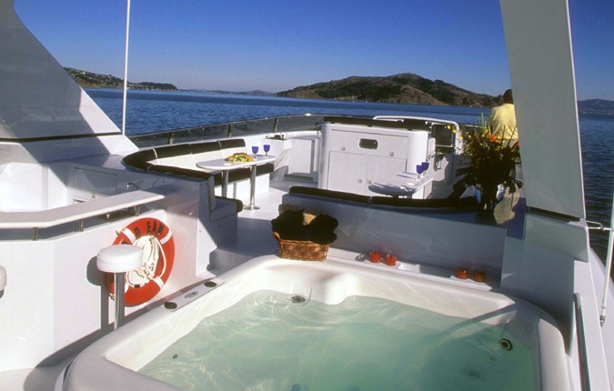 [35m-Yacht-HARMONY]-773-124.jpg
