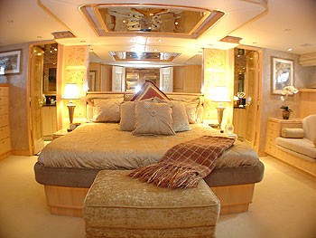 [35m-Yacht-HARMONY]-773-96.jpg