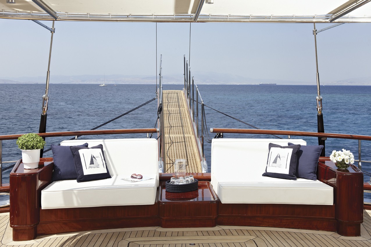 [35m-Yacht-IRAKLIS-L]-7581-120.jpg