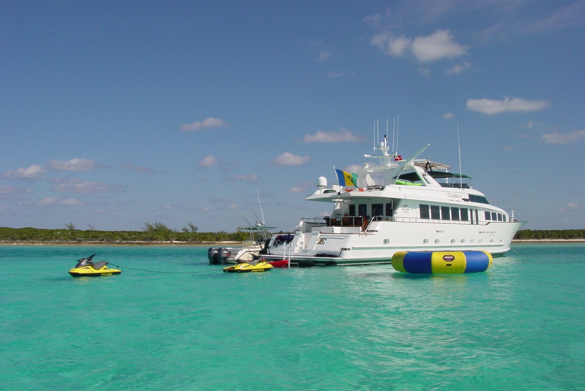 [35m-Yacht-TRUE-BLUE]-7050-126.jpg