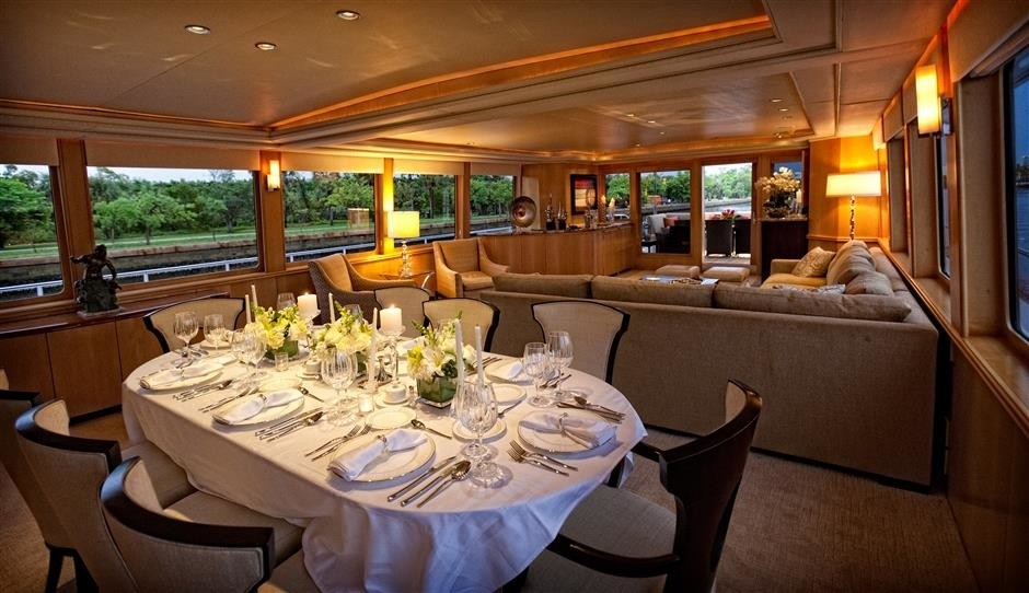 [35m-Yacht-TRUE-BLUE]-7050-133.jpg