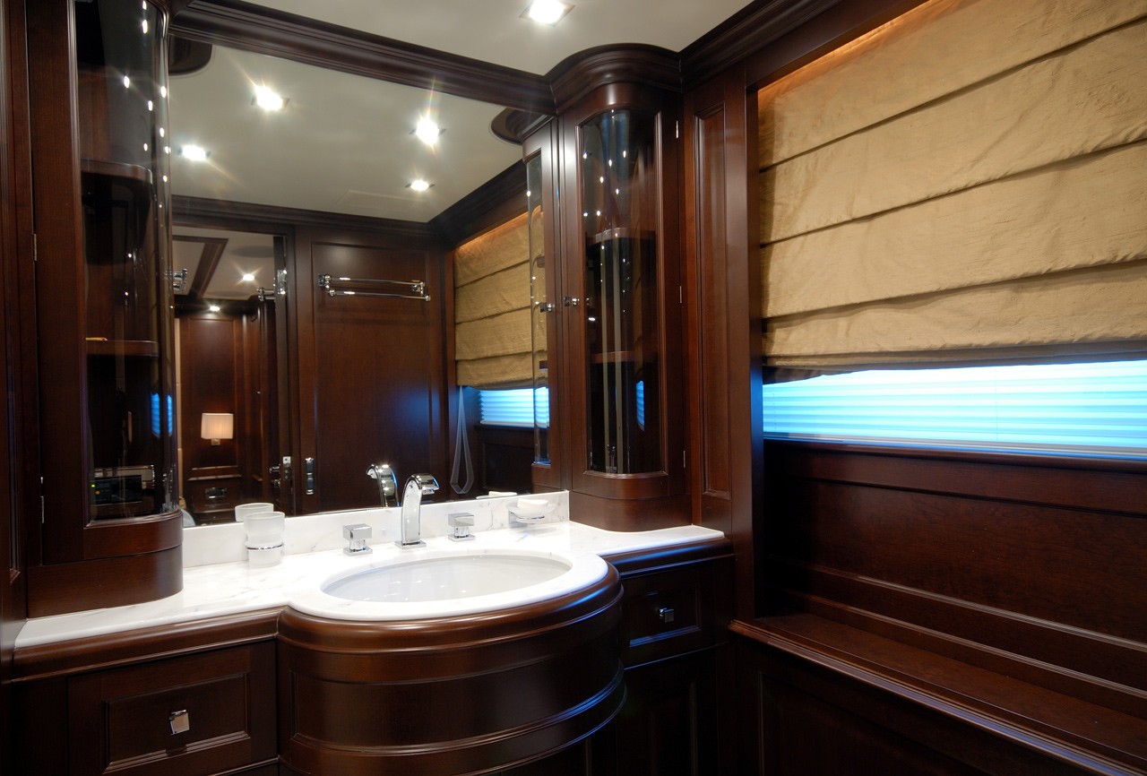 [36m-Yacht-ELENA-NUEVE]-7723-156.jpg