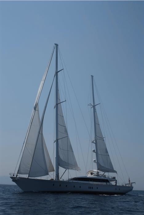 [36m-Yacht-GLORIOUS]-7494-116.jpg
