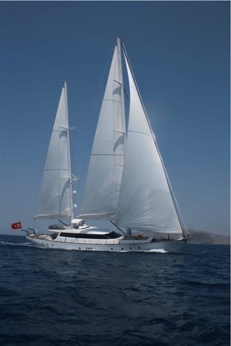 [36m-Yacht-GLORIOUS]-7494-123.jpg