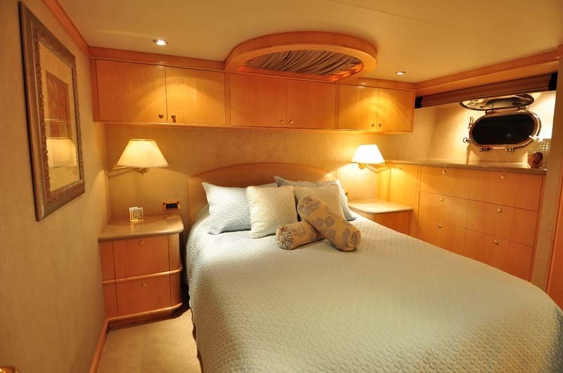 [36m-Yacht-LADY-DIANE-II]-7901-46.jpg