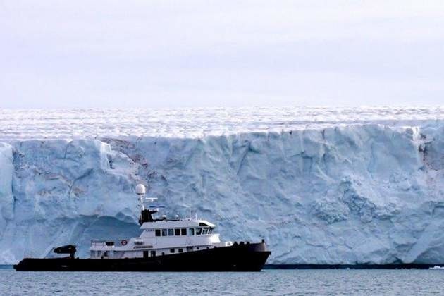 [36m-Yacht-LARS]-7610-101.jpg