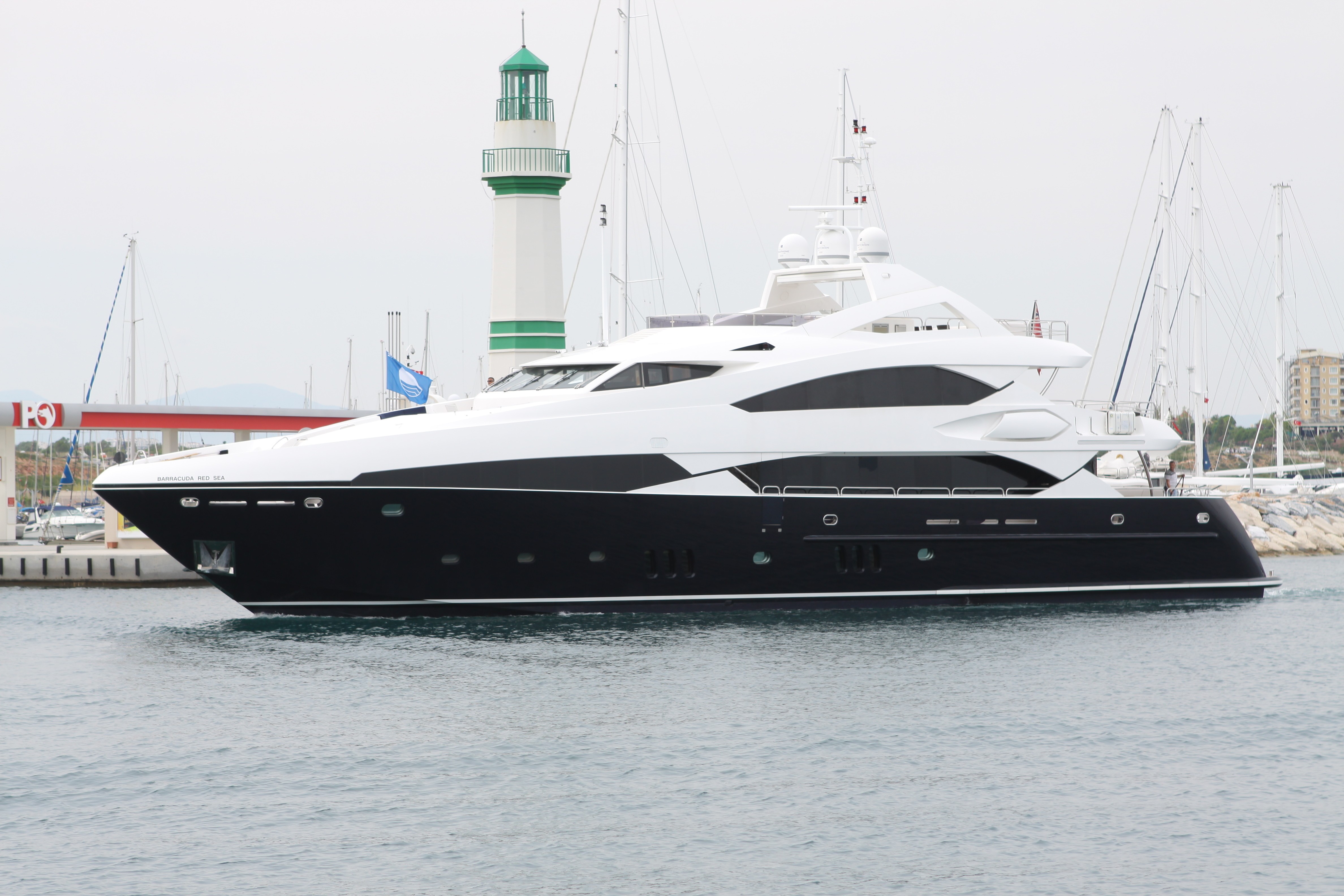 [37m-Yacht-BARRACUDA-RED-SEA]-7473-27.jpg