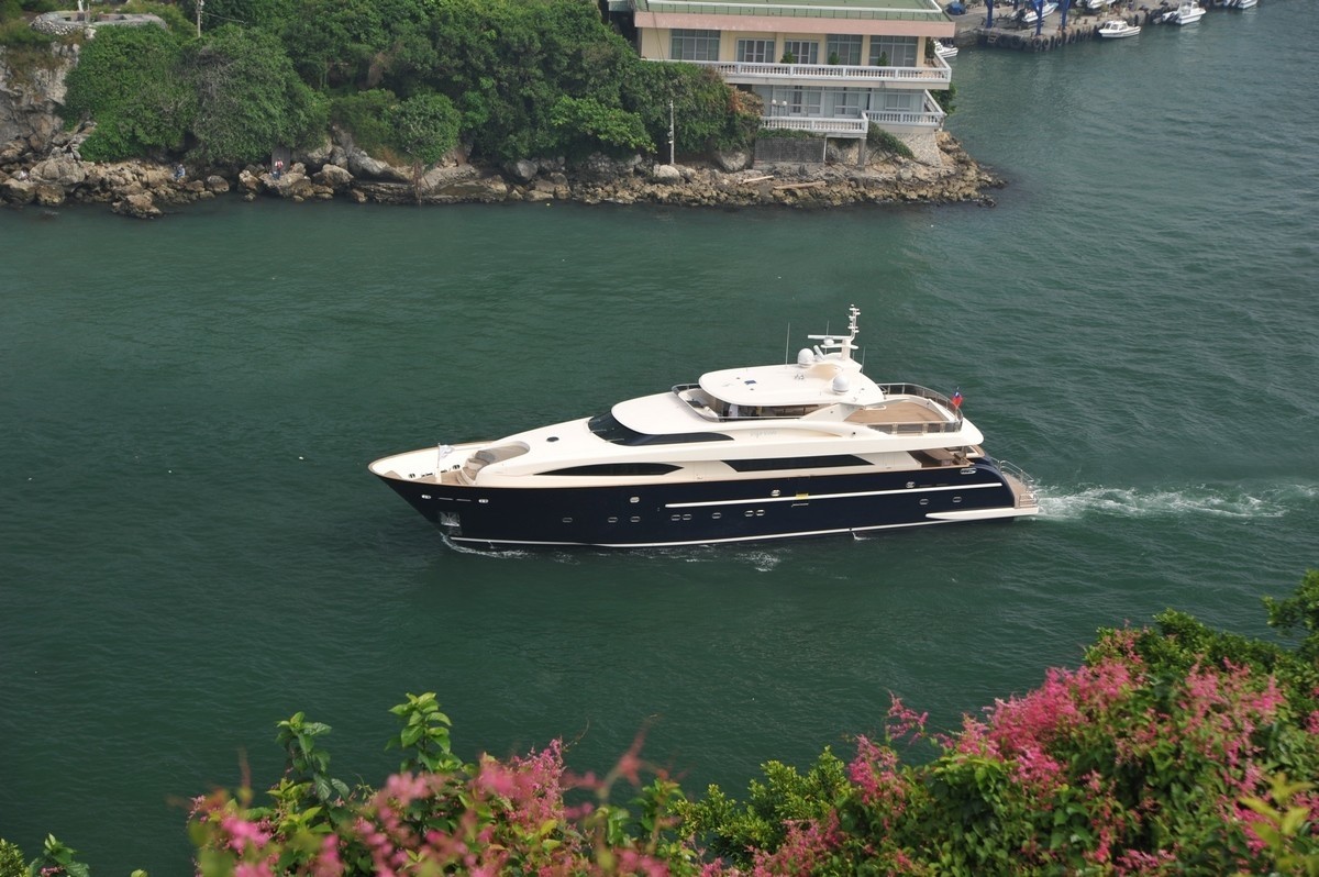 [37m-Yacht-ESPRESSO]-7279-168.jpg