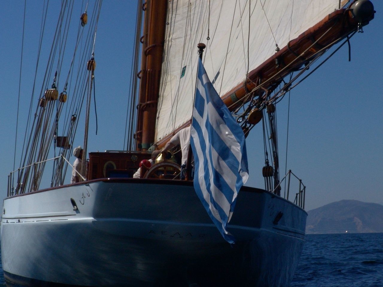 [38m-Yacht-AELLO]-7371-27.jpg