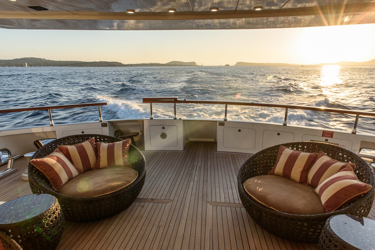 [38m-Yacht-OCEAN-GLASS]-7977-153.jpg