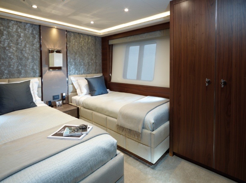 [40m-Yacht-IMPERIAL-PRINCESS]-7470-177.jpg