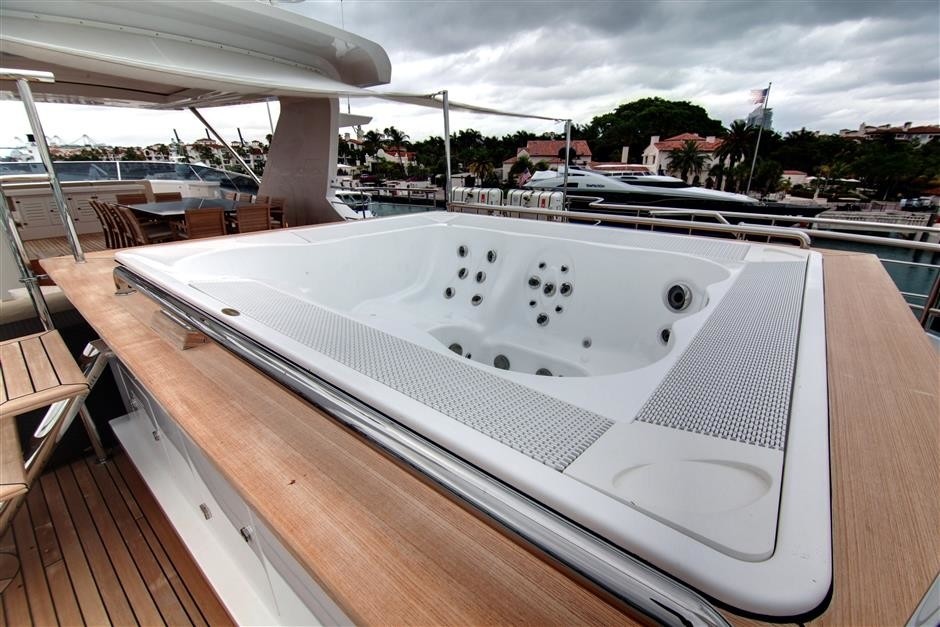[40m-Yacht-PETRUS-II]-7654-102.jpg