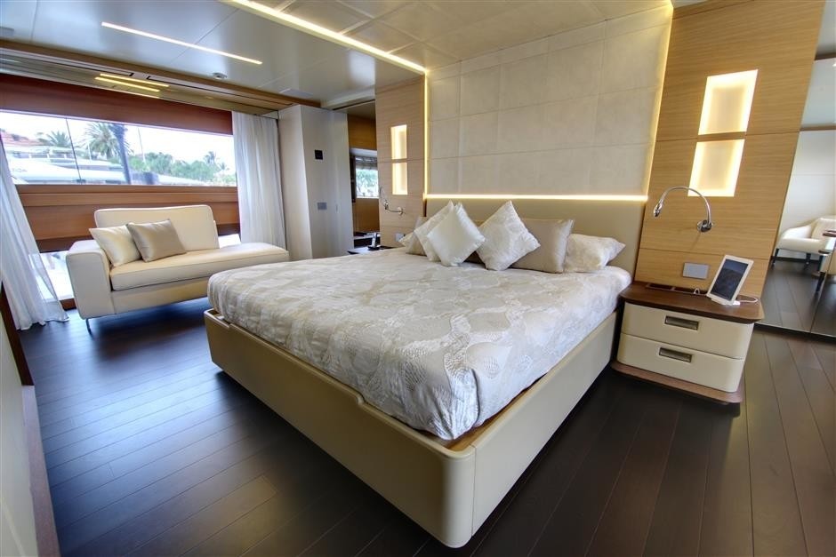 [40m-Yacht-PETRUS-II]-7654-148.jpg
