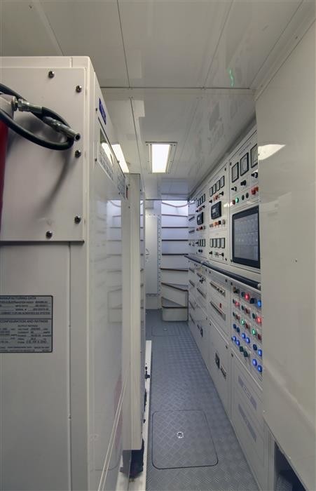 [40m-Yacht-PETRUS-II]-7654-17.jpg