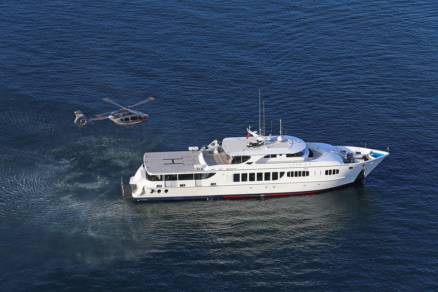 [42m-Yacht-TANGO]-7699-110.jpg