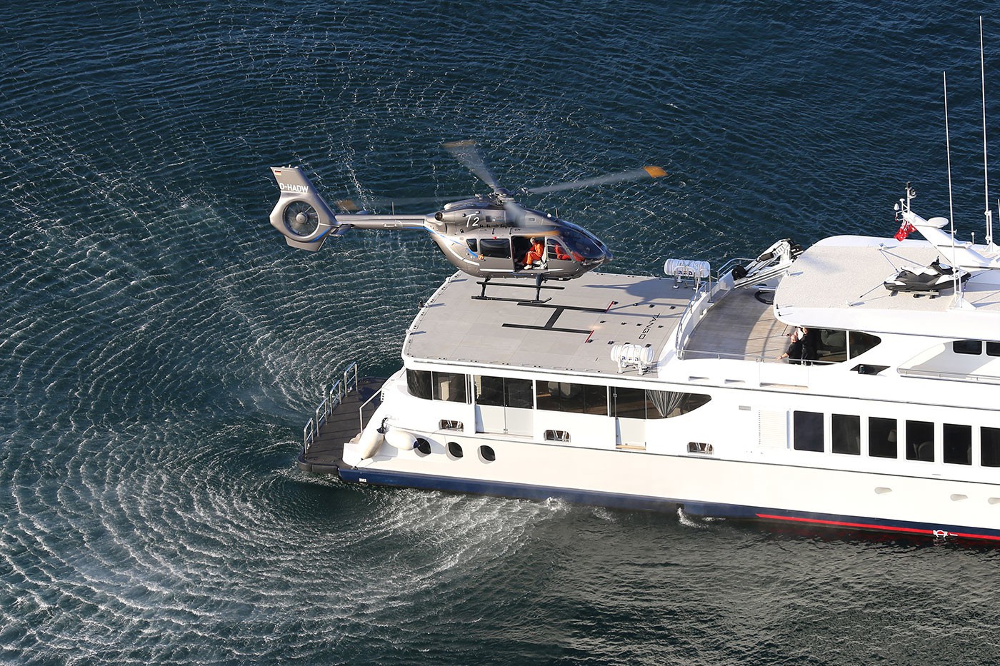 [42m-Yacht-TANGO]-7699-217.jpg
