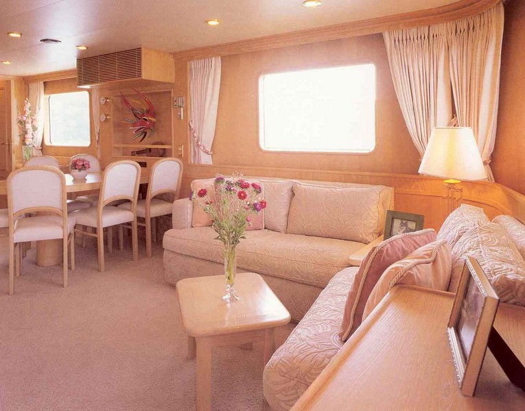 [45m-Yacht-LADY-ROSE]-7026-132.jpg