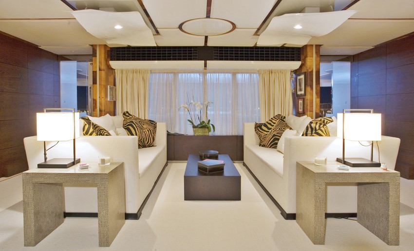 [45m-Yacht-MOECCA]-7328-19.jpg
