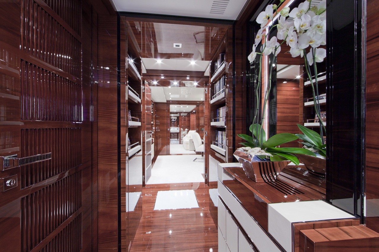 [46m-Yacht-WILD-ORCHID-I]-7324-155.jpg