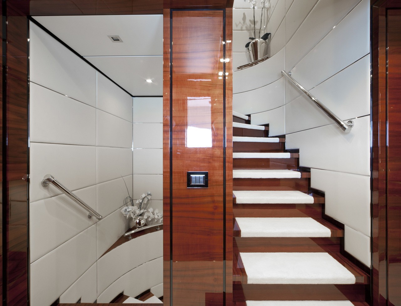 [46m-Yacht-WILD-ORCHID-I]-7324-168.jpg
