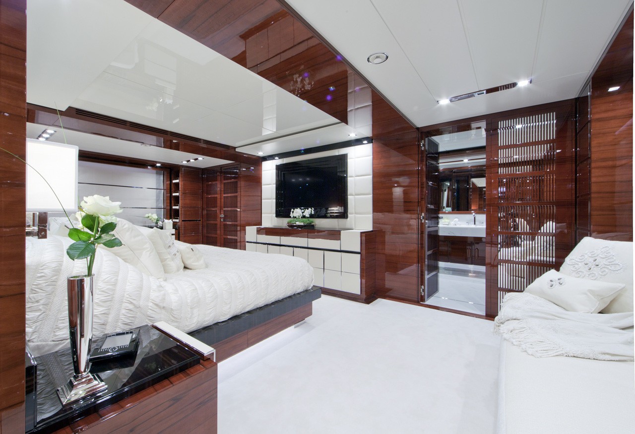 [46m-Yacht-WILD-ORCHID-I]-7324-201.jpg