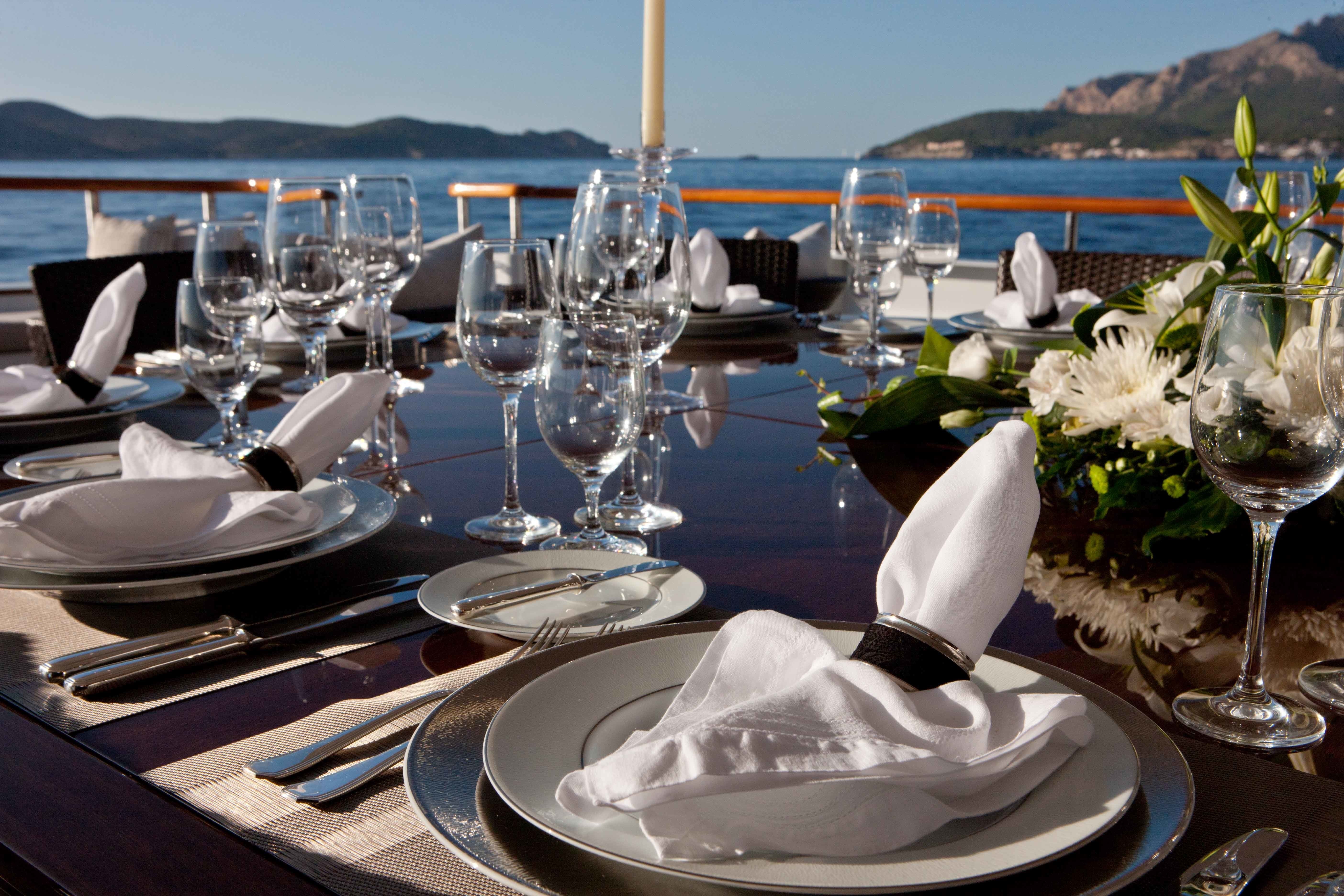 [53m-Yacht-MIRAGE]-7790-156.jpg