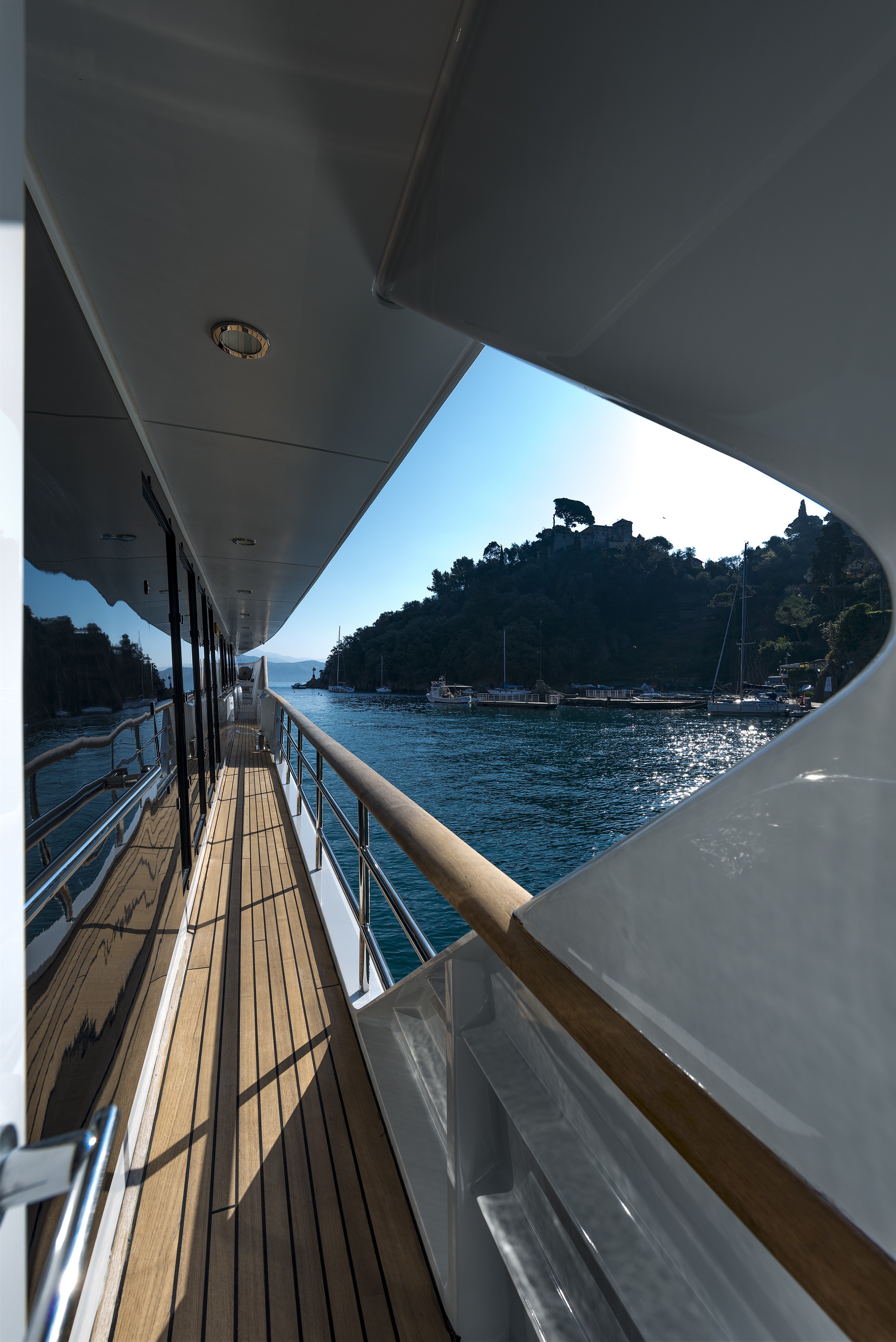 [56m-Yacht-THE-WELLESLEY]-7296-27.jpg