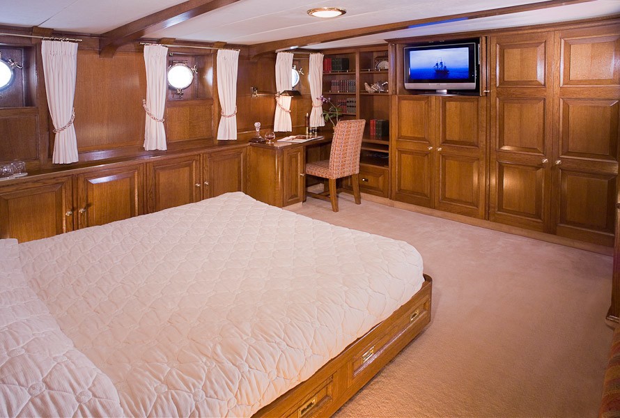[57m-Yacht-FLEURTJE]-7929-157.jpg