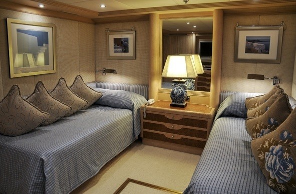 [57m-Yacht-MESERRET-II]-7458-50.jpg