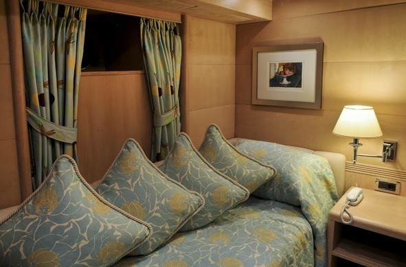 [57m-Yacht-MESERRET-II]-7458-70.jpg