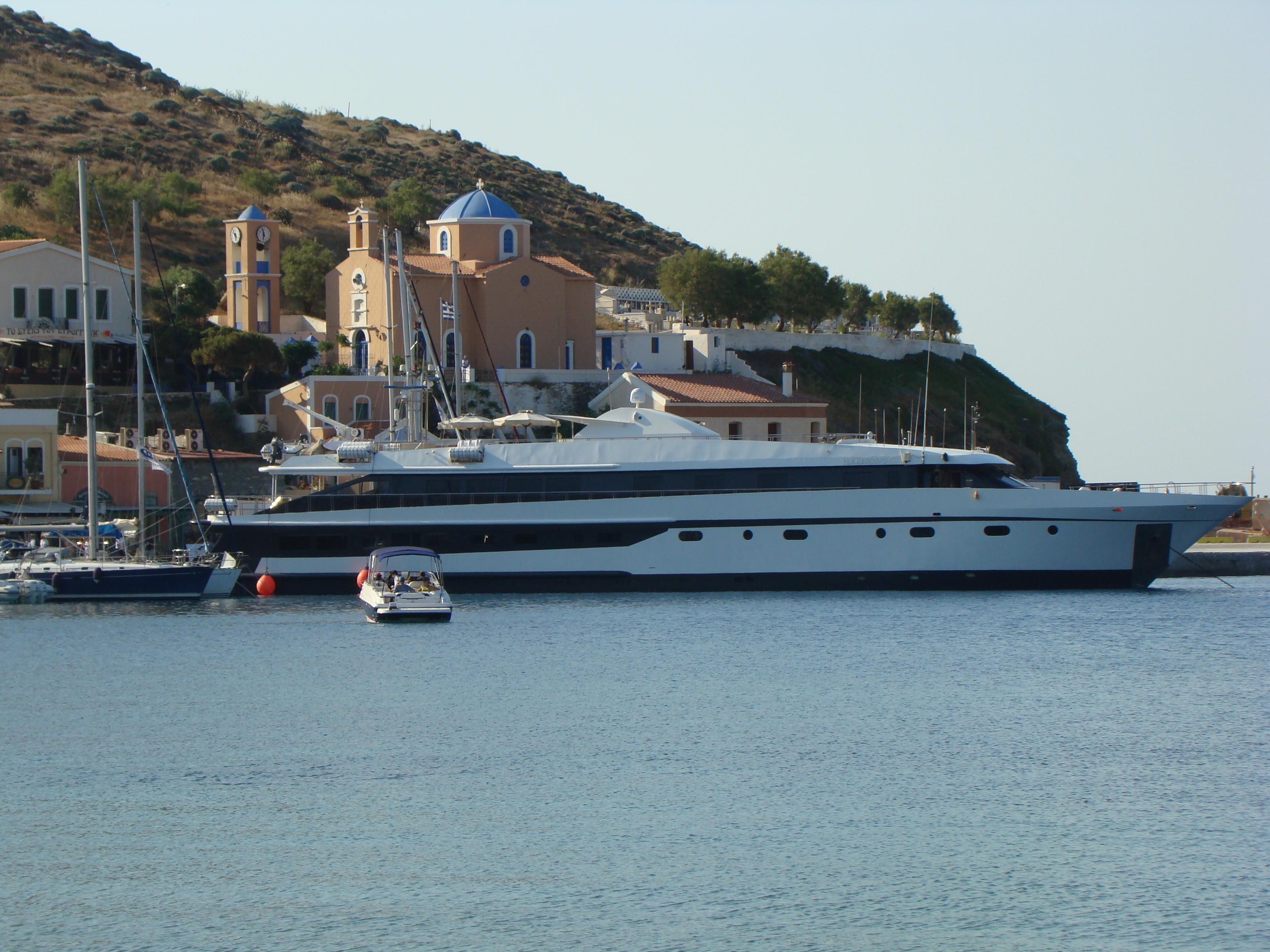 [59m-Yacht-HARMONY-G]-730-167.jpg