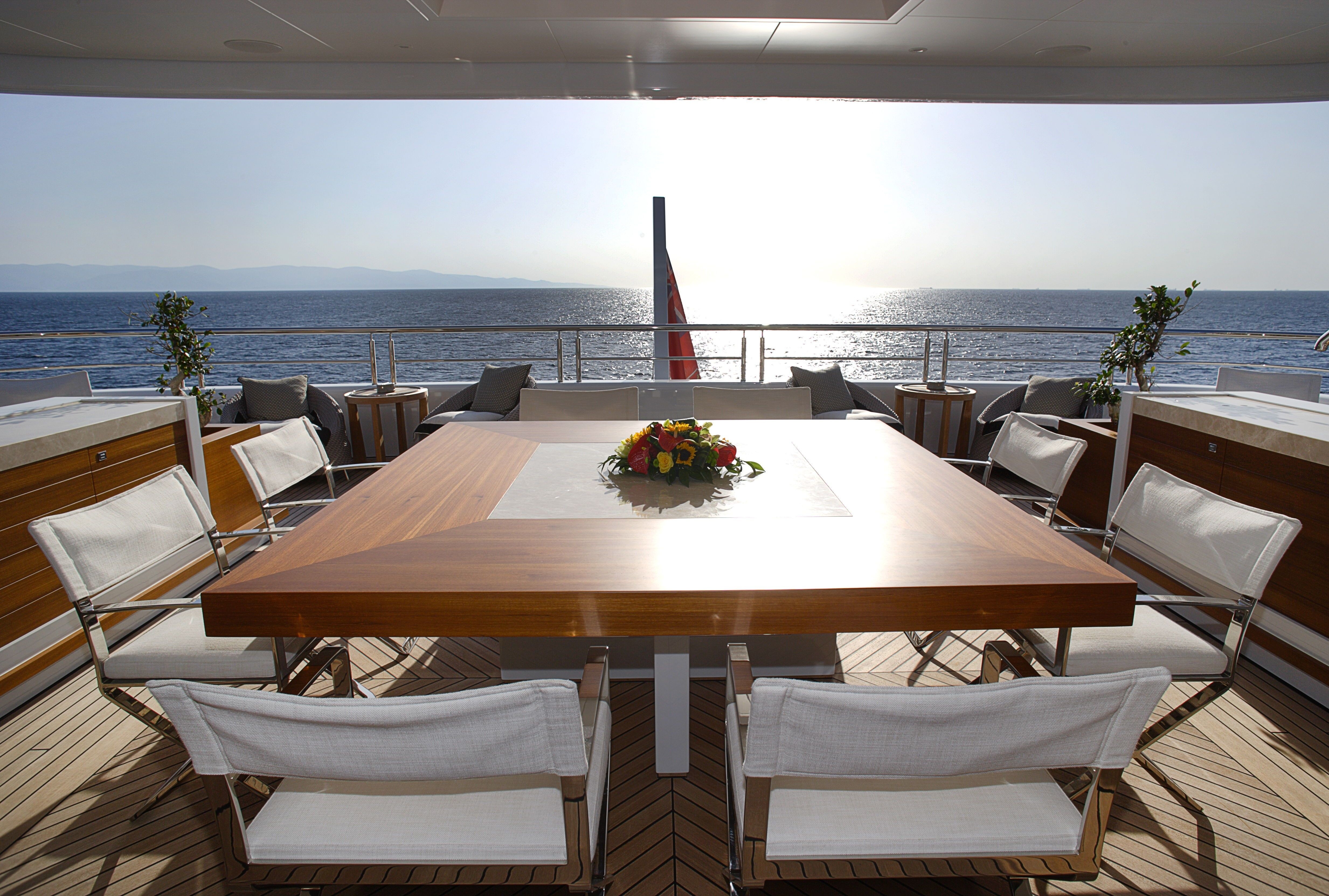 [73m-Yacht-VICKY]-7653-123.jpg