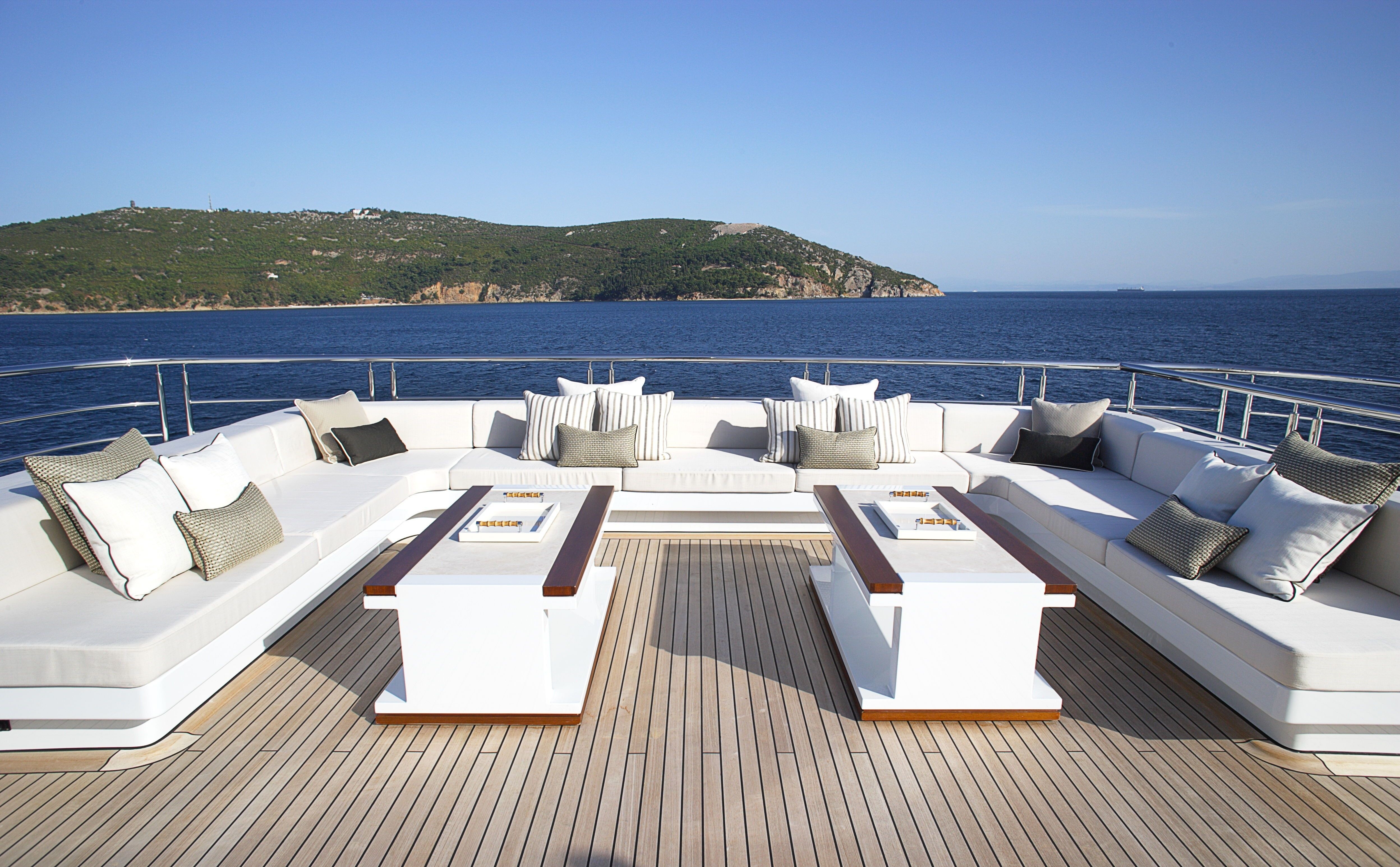 [73m-Yacht-VICKY]-7653-131.jpg