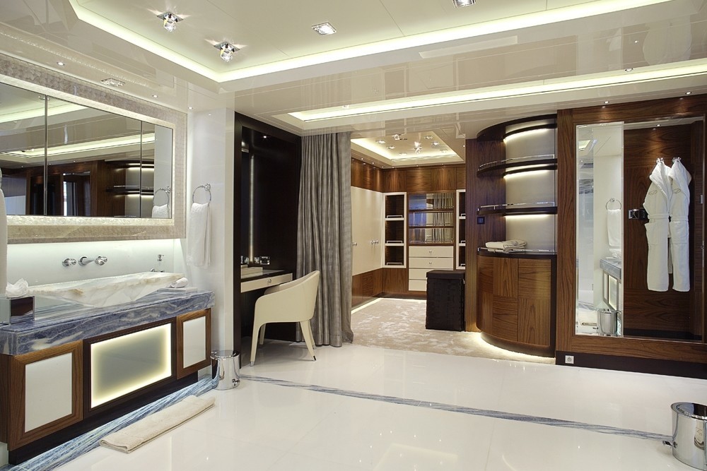[73m-Yacht-VICKY]-7653-15.jpg