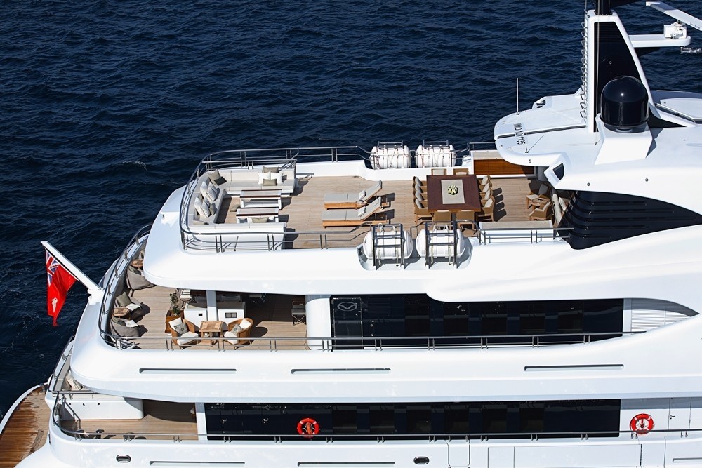 [73m-Yacht-VICKY]-7653-34.jpg