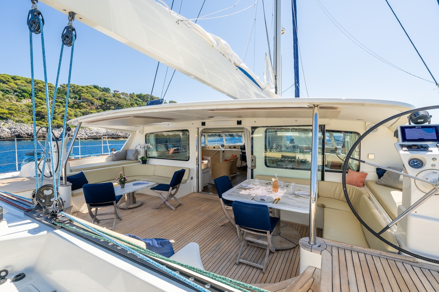 [CATAMARAN-ROSE-OF-JERICHO-EX-SUN-TENAREZE]-7486-32.jpg