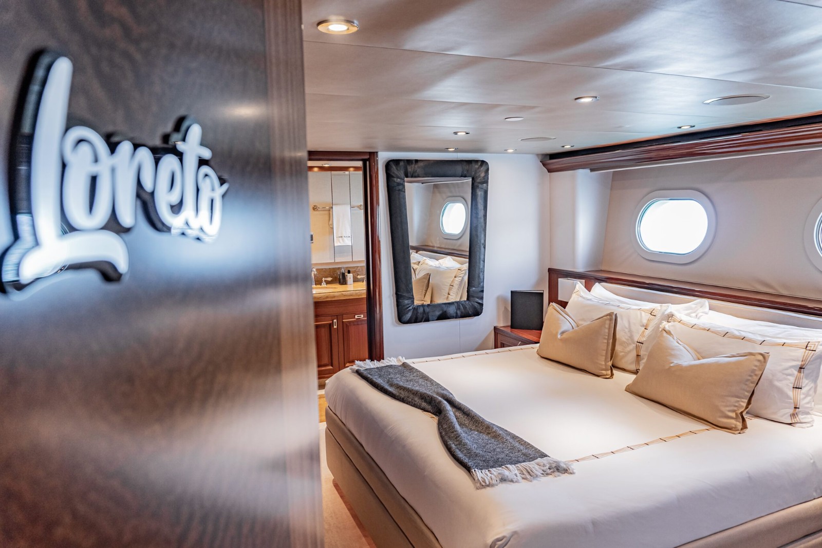 [MOTOR-YACHT-AMARULA-SUN]-7717-3.jpg