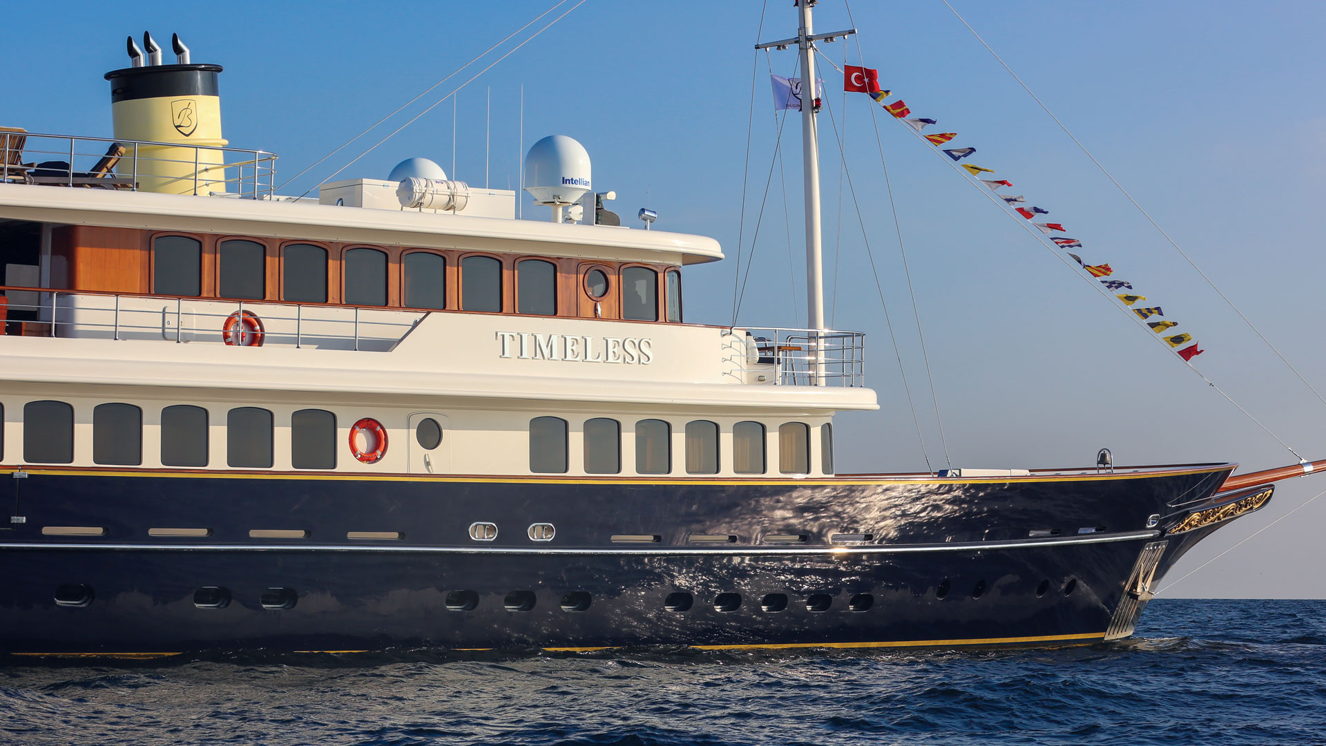 [MOTOR-YACHT-BILGIN--CLASSIC]-7524-9.jpg